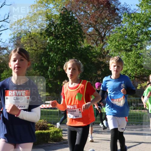 25.04.2025 - Das Zehntel Zöllner http://msf.ph/oto/7673312 26.04.2025 07:43:19 Laufen 1088, 2807 meine-sportfotos.de