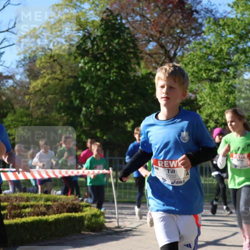25.04.2025 - Das Zehntel Zöllner http://msf.ph/oto/7673320 26.04.2025 07:43:19 Laufen 2032 meine-sportfotos.de