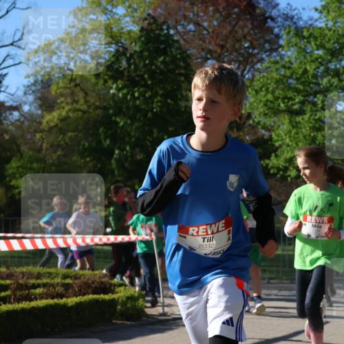 25.04.2025 - Das Zehntel Zöllner http://msf.ph/oto/7673323 26.04.2025 07:43:20 Laufen 2009, 2032, 2196 meine-sportfotos.de