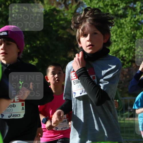 25.04.2025 - Das Zehntel Zöllner http://msf.ph/oto/7673345 26.04.2025 07:43:23 Laufen 3920, 3919, 1181, 3482 meine-sportfotos.de
