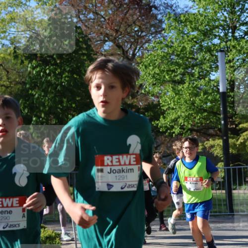 25.04.2025 - Das Zehntel Zöllner http://msf.ph/oto/7673392 26.04.2025 07:43:28 Laufen 1290, 1291, 2 meine-sportfotos.de
