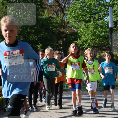 25.04.2025 - Das Zehntel Zöllner http://msf.ph/oto/7673468 26.04.2025 07:43:38 Laufen 3112, 2697, 201, 3170, 3184, 3165 meine-sportfotos.de