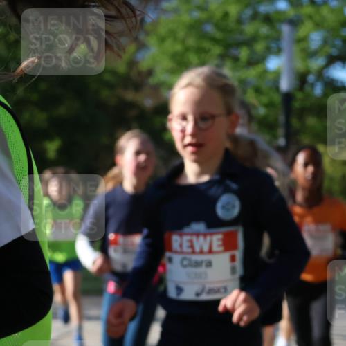 25.04.2025 - Das Zehntel Zöllner http://msf.ph/oto/7673538 26.04.2025 07:43:46 Laufen  meine-sportfotos.de