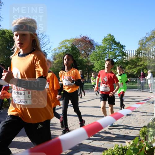 25.04.2025 - Das Zehntel Zöllner http://msf.ph/oto/7673552 26.04.2025 07:43:48 Laufen 1083, 3690 meine-sportfotos.de