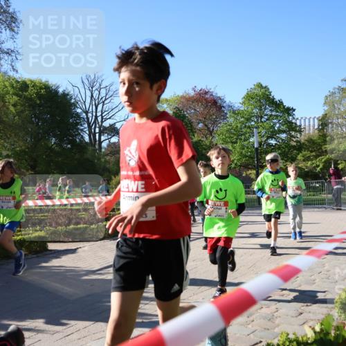 25.04.2025 - Das Zehntel Zöllner http://msf.ph/oto/7673560 26.04.2025 07:43:49 Laufen  meine-sportfotos.de