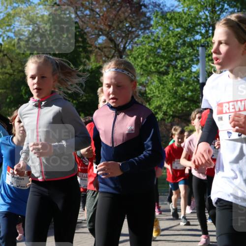 25.04.2025 - Das Zehntel Zöllner http://msf.ph/oto/7673671 26.04.2025 07:44:01 Laufen 2041 meine-sportfotos.de