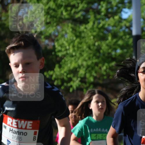 25.04.2025 - Das Zehntel Zöllner http://msf.ph/oto/7673729 26.04.2025 07:44:08 Laufen 2656, 2685, 1594 meine-sportfotos.de