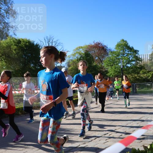 25.04.2025 - Das Zehntel Zöllner http://msf.ph/oto/7673790 26.04.2025 07:44:16 Laufen  meine-sportfotos.de