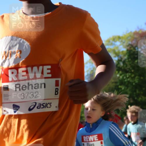 25.04.2025 - Das Zehntel Zöllner http://msf.ph/oto/7673818 26.04.2025 07:44:20 Laufen 3732 meine-sportfotos.de