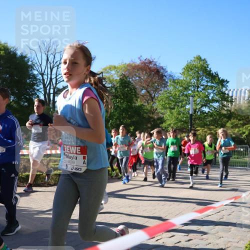 25.04.2025 - Das Zehntel Zöllner http://msf.ph/oto/7673829 26.04.2025 07:44:22 Laufen 3100, 3098 meine-sportfotos.de