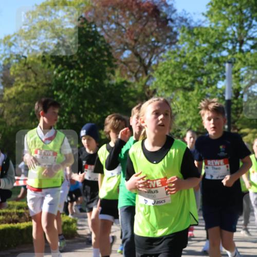 25.04.2025 - Das Zehntel Zöllner http://msf.ph/oto/7673854 26.04.2025 07:44:25 Laufen 3156, 2041 meine-sportfotos.de