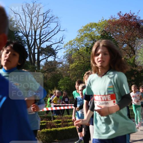 25.04.2025 - Das Zehntel Zöllner http://msf.ph/oto/7673885 26.04.2025 07:44:30 Laufen  meine-sportfotos.de