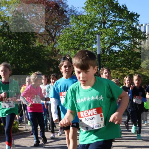 25.04.2025 - Das Zehntel Zöllner http://msf.ph/oto/7673904 26.04.2025 07:44:34 Laufen 1468, 1438 meine-sportfotos.de