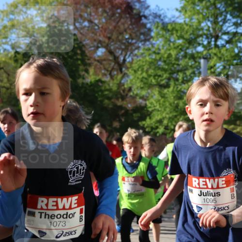 25.04.2025 - Das Zehntel Zöllner http://msf.ph/oto/7673915 26.04.2025 07:44:36 Laufen 1102, 1073, 1073, 1095 meine-sportfotos.de