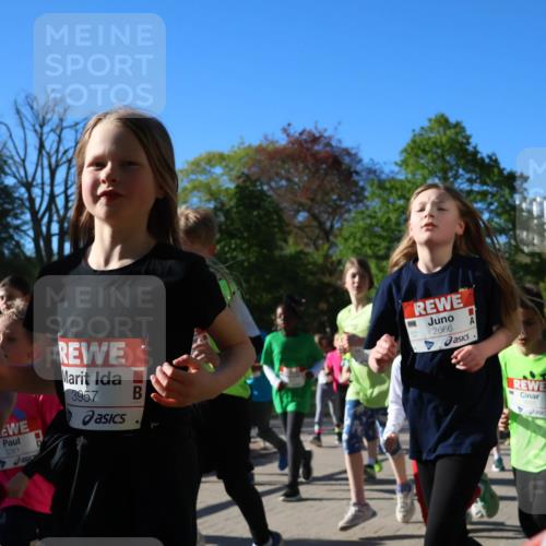 25.04.2025 - Das Zehntel Zöllner http://msf.ph/oto/7673926 26.04.2025 07:44:38 Laufen 956, 3261, 3957, 2666 meine-sportfotos.de