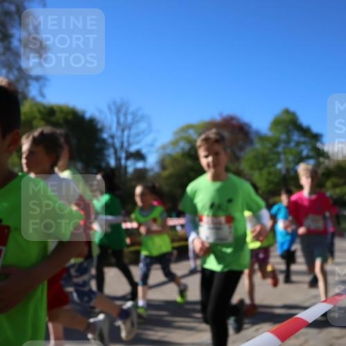 25.04.2025 - Das Zehntel Zöllner http://msf.ph/oto/7673937 26.04.2025 07:44:39 Laufen  meine-sportfotos.de