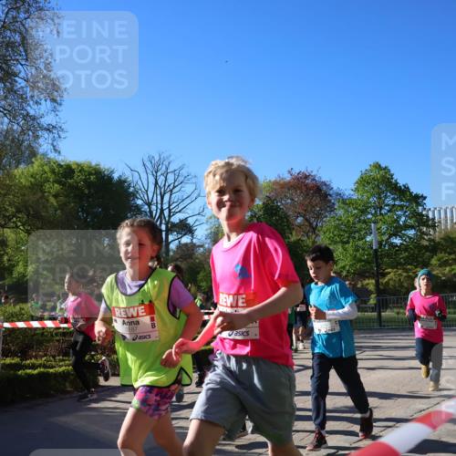 25.04.2025 - Das Zehntel Zöllner http://msf.ph/oto/7673944 26.04.2025 07:44:40 Laufen 3187 meine-sportfotos.de