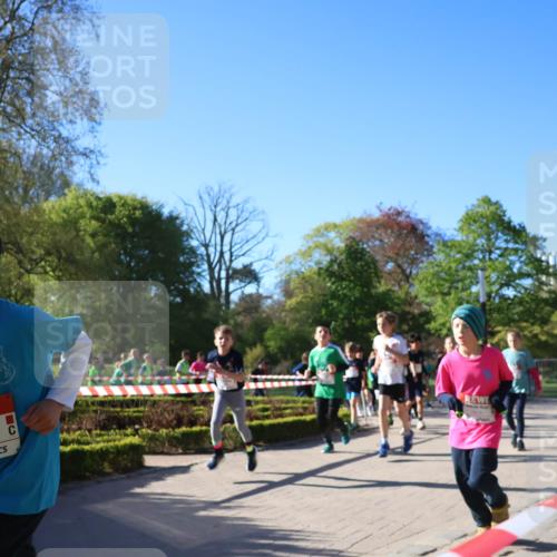 25.04.2025 - Das Zehntel Zöllner http://msf.ph/oto/7673953 26.04.2025 07:44:41 Laufen 2075 meine-sportfotos.de
