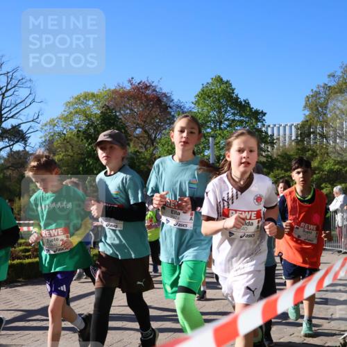 25.04.2025 - Das Zehntel Zöllner http://msf.ph/oto/7674131 26.04.2025 07:45:04 Laufen 1437, 2974, 2840 meine-sportfotos.de
