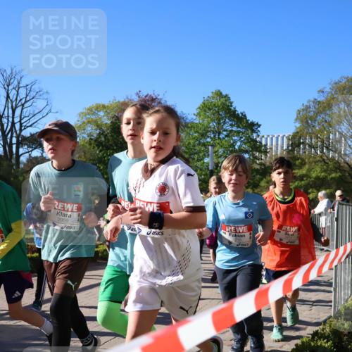 25.04.2025 - Das Zehntel Zöllner http://msf.ph/oto/7674134 26.04.2025 07:45:04 Laufen 1439, 1437, 2959, 2316 meine-sportfotos.de