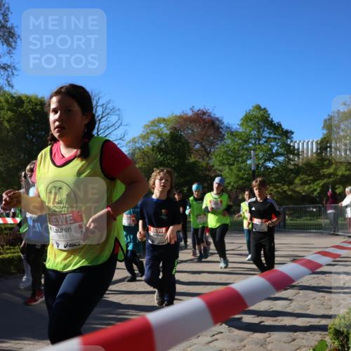 25.04.2025 - Das Zehntel Zöllner http://msf.ph/oto/7674154 26.04.2025 07:45:07 Laufen 3615 meine-sportfotos.de
