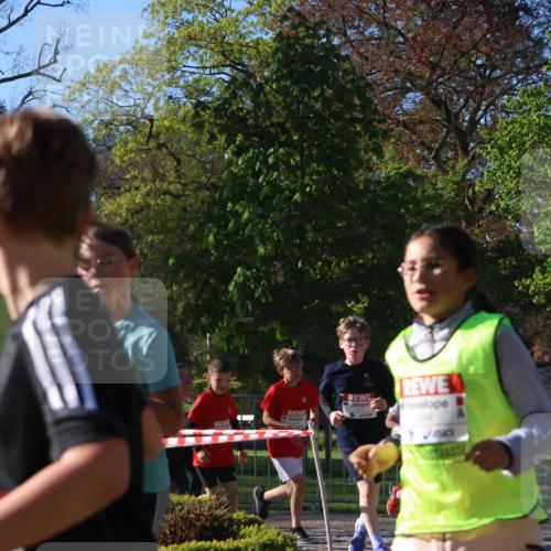 25.04.2025 - Das Zehntel Zöllner http://msf.ph/oto/7674160 26.04.2025 07:45:08 Laufen  meine-sportfotos.de
