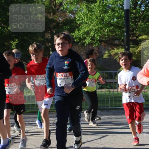 25.04.2025 - Das Zehntel Zöllner http://msf.ph/oto/7674172 26.04.2025 07:45:10 Laufen 2675, 1783, 1786, 2657, 2491, 1715, 2786 meine-sportfotos.de