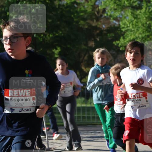 25.04.2025 - Das Zehntel Zöllner http://msf.ph/oto/7674183 26.04.2025 07:45:11 Laufen 178, 2657, 1715, 2786 meine-sportfotos.de