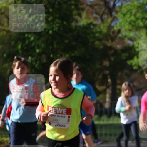 25.04.2025 - Das Zehntel Zöllner http://msf.ph/oto/7674203 26.04.2025 07:45:13 Laufen 2491 meine-sportfotos.de