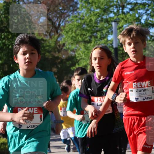 25.04.2025 - Das Zehntel Zöllner http://msf.ph/oto/7674304 26.04.2025 07:45:23 Laufen 638, 2448, 3009 meine-sportfotos.de