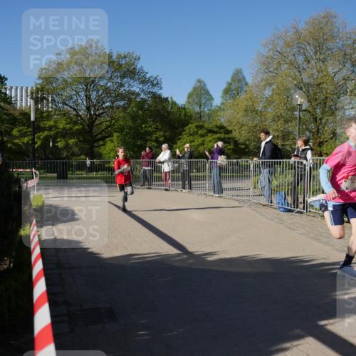 25.04.2025 - Das Zehntel Zöllner http://msf.ph/oto/7674341 26.04.2025 08:40:19 Laufen  meine-sportfotos.de