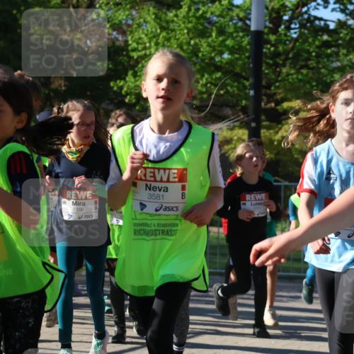 25.04.2025 - Das Zehntel Zöllner http://msf.ph/oto/7674389 26.04.2025 07:45:32 Laufen 1158, 3581, 96, 3084 meine-sportfotos.de