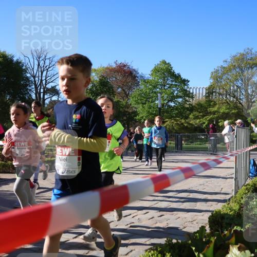 25.04.2025 - Das Zehntel Zöllner http://msf.ph/oto/7674459 26.04.2025 07:45:40 Laufen 370, 2530 meine-sportfotos.de