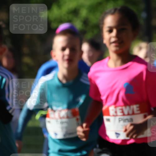 25.04.2025 - Das Zehntel Zöllner http://msf.ph/oto/7674492 26.04.2025 07:45:43 Laufen  meine-sportfotos.de