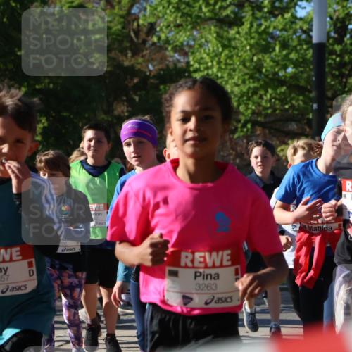25.04.2025 - Das Zehntel Zöllner http://msf.ph/oto/7674494 26.04.2025 07:45:44 Laufen 1857, 606, 3263, 386 meine-sportfotos.de