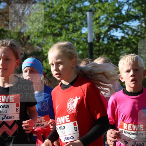 25.04.2025 - Das Zehntel Zöllner http://msf.ph/oto/7674507 26.04.2025 07:45:45 Laufen 3868, 3857, 2020, 3306, 2552 meine-sportfotos.de