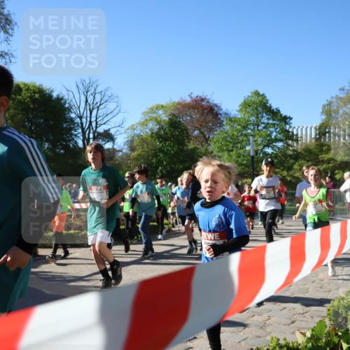 25.04.2025 - Das Zehntel Zöllner http://msf.ph/oto/7674555 26.04.2025 07:45:48 Laufen 1873 meine-sportfotos.de