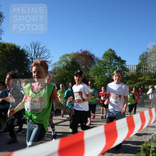25.04.2025 - Das Zehntel Zöllner http://msf.ph/oto/7674579 26.04.2025 07:45:49 Laufen 1536, 2172 meine-sportfotos.de