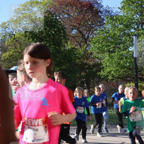 25.04.2025 - Das Zehntel Zöllner http://msf.ph/oto/7674609 26.04.2025 07:45:52 Laufen 1329 meine-sportfotos.de