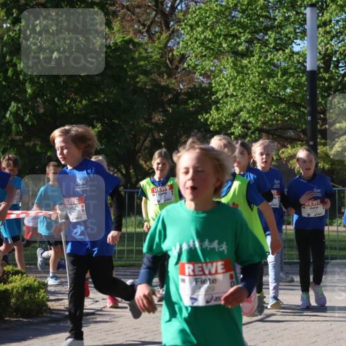 25.04.2025 - Das Zehntel Zöllner http://msf.ph/oto/7674616 26.04.2025 07:45:53 Laufen 3667, 1223, 3131 meine-sportfotos.de
