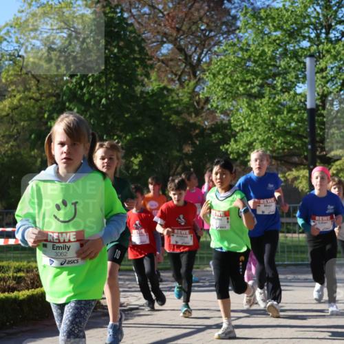 25.04.2025 - Das Zehntel Zöllner http://msf.ph/oto/7674654 26.04.2025 07:45:57 Laufen 3062 meine-sportfotos.de