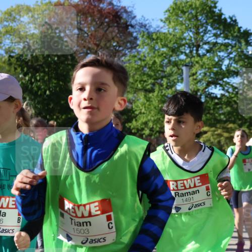 25.04.2025 - Das Zehntel Zöllner http://msf.ph/oto/7674741 26.04.2025 07:46:05 Laufen 1616, 1503, 1491 meine-sportfotos.de