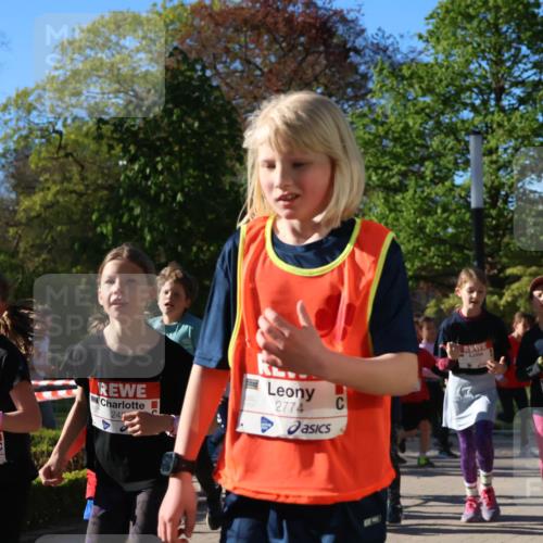 25.04.2025 - Das Zehntel Zöllner http://msf.ph/oto/7674809 26.04.2025 07:46:11 Laufen 2440, 24, 2774 meine-sportfotos.de