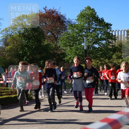 25.04.2025 - Das Zehntel Zöllner http://msf.ph/oto/7674824 26.04.2025 07:46:12 Laufen  meine-sportfotos.de