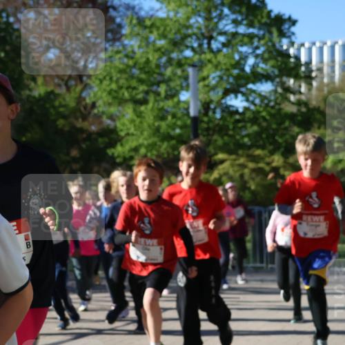 25.04.2025 - Das Zehntel Zöllner http://msf.ph/oto/7674845 26.04.2025 07:46:14 Laufen  meine-sportfotos.de