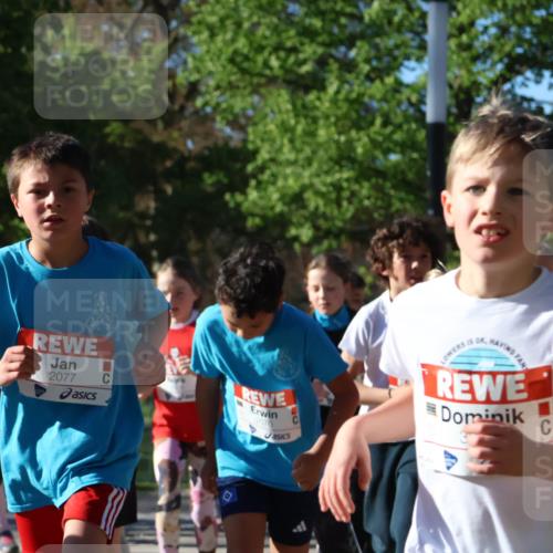 25.04.2025 - Das Zehntel Zöllner http://msf.ph/oto/7674943 26.04.2025 07:46:24 Laufen 2077, 2070, 943 meine-sportfotos.de