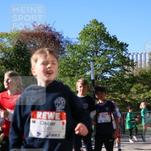 25.04.2025 - Das Zehntel Zöllner http://msf.ph/oto/7674978 26.04.2025 07:46:28 Laufen 1000 meine-sportfotos.de