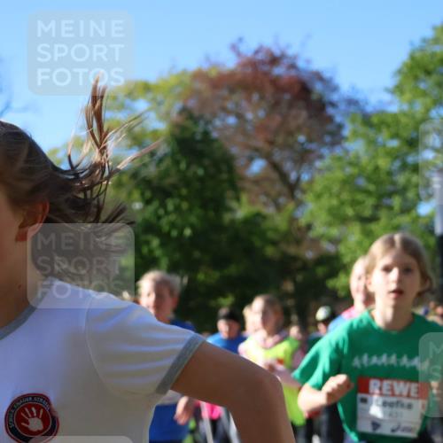 25.04.2025 - Das Zehntel Zöllner http://msf.ph/oto/7675027 26.04.2025 07:46:34 Laufen 444444 meine-sportfotos.de