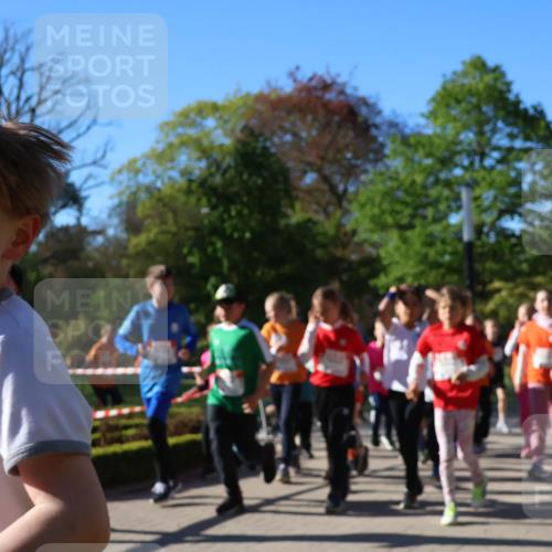 25.04.2025 - Das Zehntel Zöllner http://msf.ph/oto/7675051 26.04.2025 07:46:37 Laufen  meine-sportfotos.de