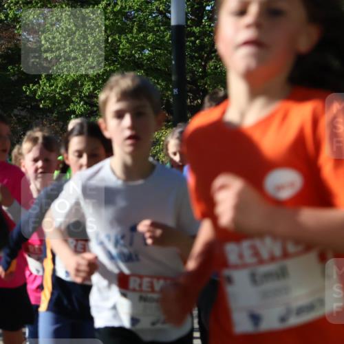25.04.2025 - Das Zehntel Zöllner http://msf.ph/oto/7675059 26.04.2025 07:46:38 Laufen  meine-sportfotos.de